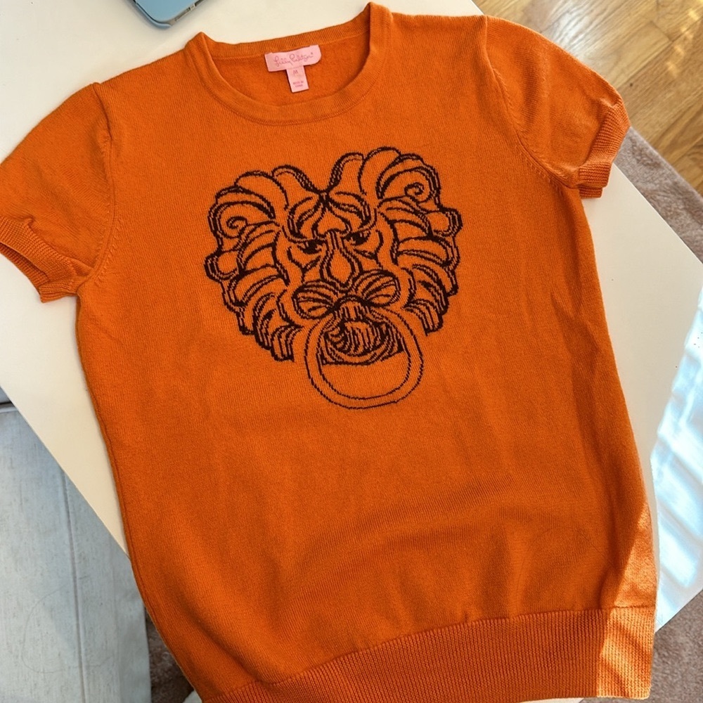 Lilly Pulitzer Lion Sweater Short Sleeve